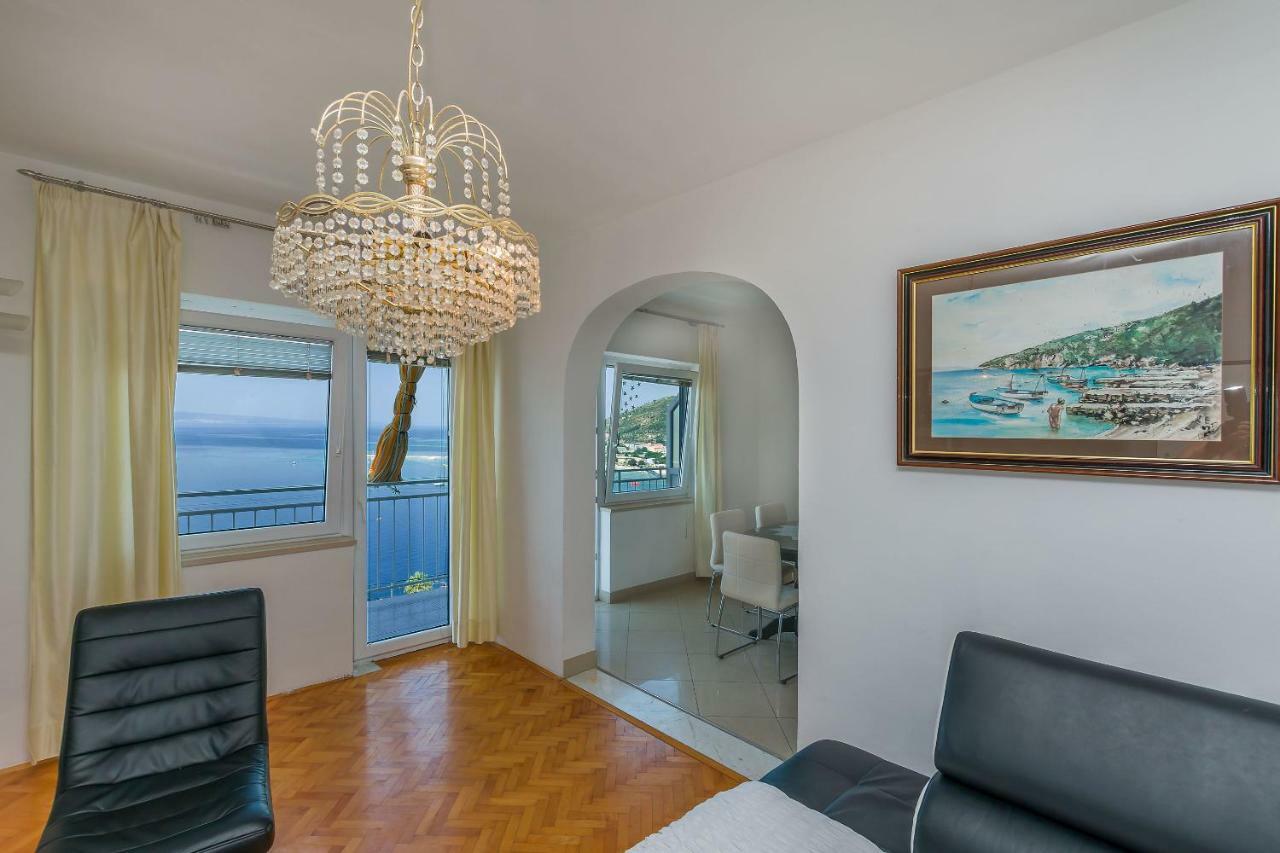 Apartment Marijana Omiš Extérieur photo