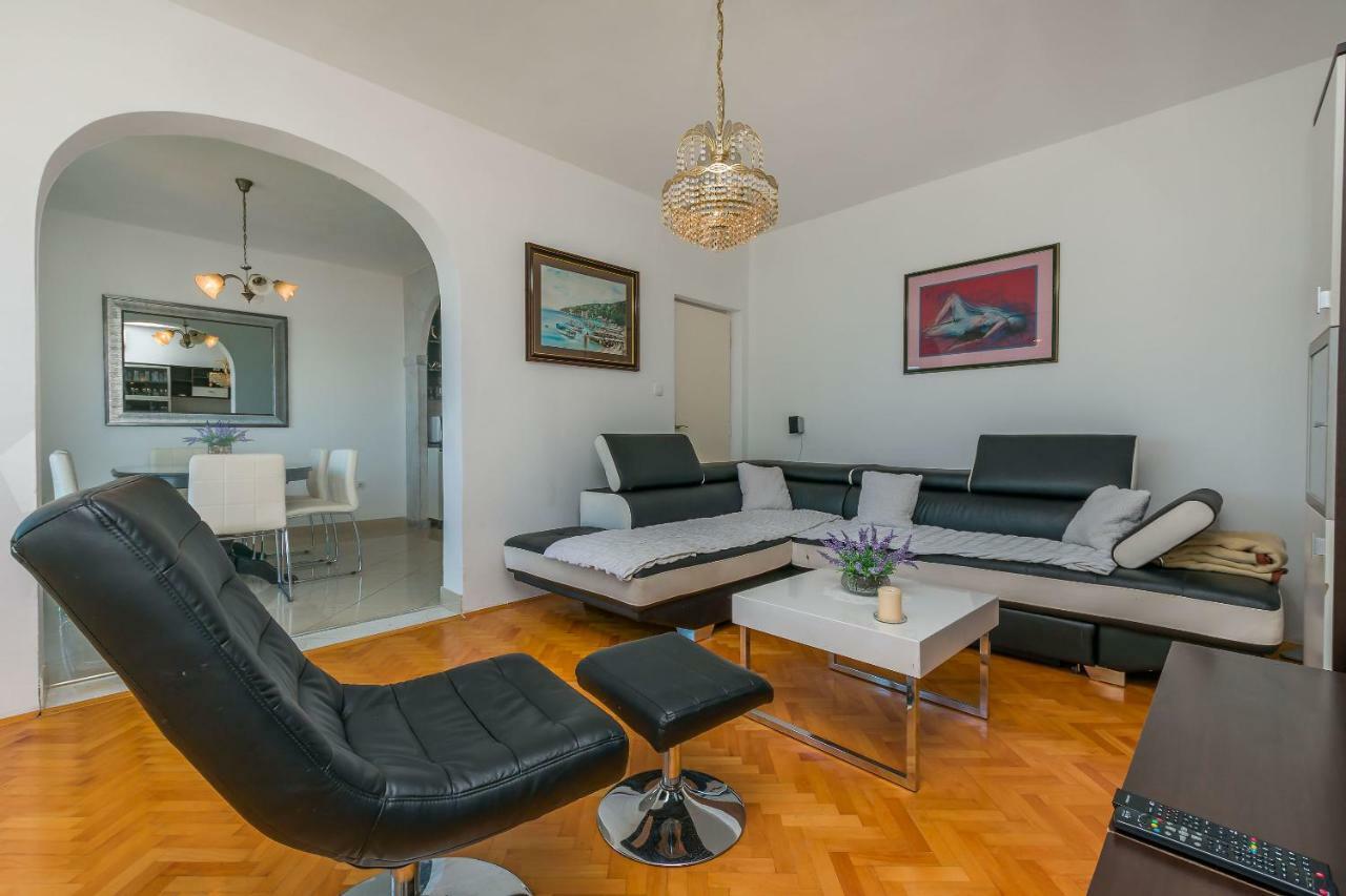 Apartment Marijana Omiš Extérieur photo